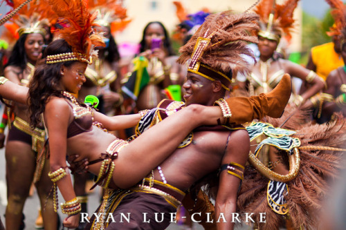 Trinidad and tobago carnival women