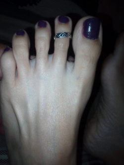 Perfect toes. What ya think