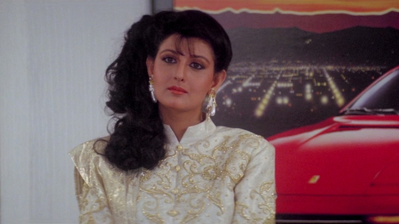 Sangeeta Bijlani in Jurm (1990)