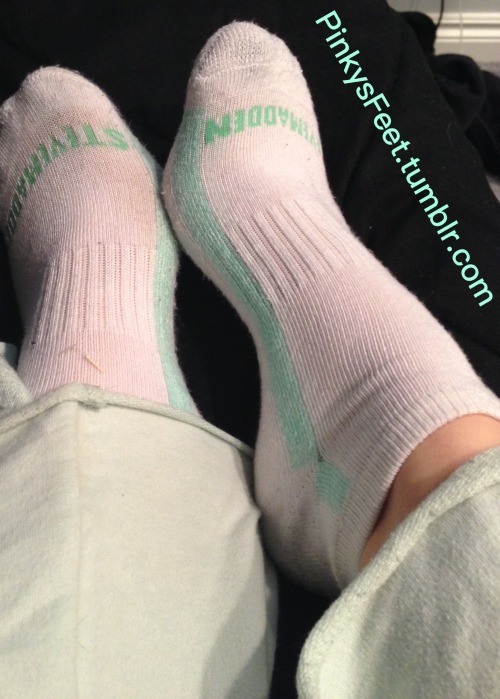 pinkysfeet:  You asked for white ankle socks… I just happened to be wearing some today!!!