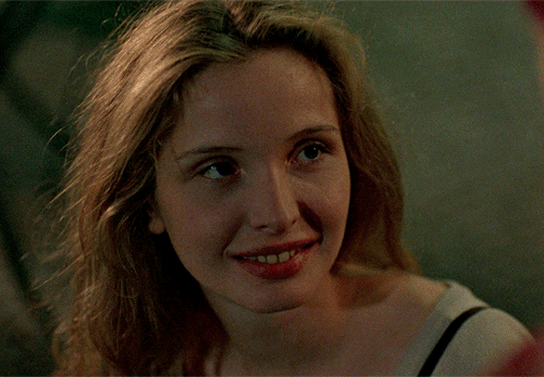 ladiesofcinema:Julie Delpy as CélineBefore Sunrise (1995) dir. Richard Linklater 