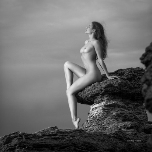 and another new series: russian models.we start with: Viktoriya Alikobest of Lingerie (and Photography):www.radical-lingerie.com