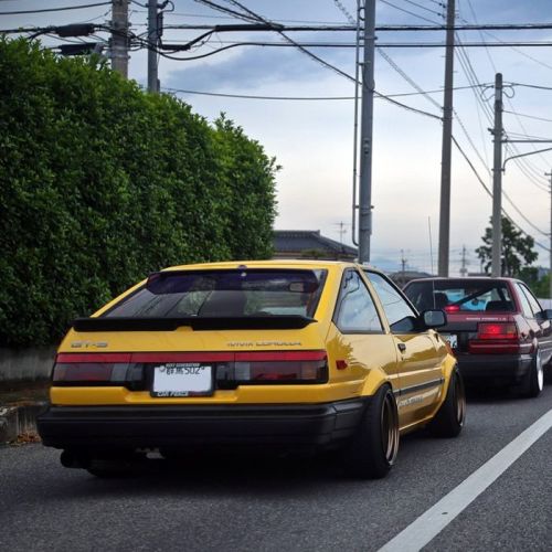 radracerblog:  Toyota Corolla GT-S Liftback Ae86