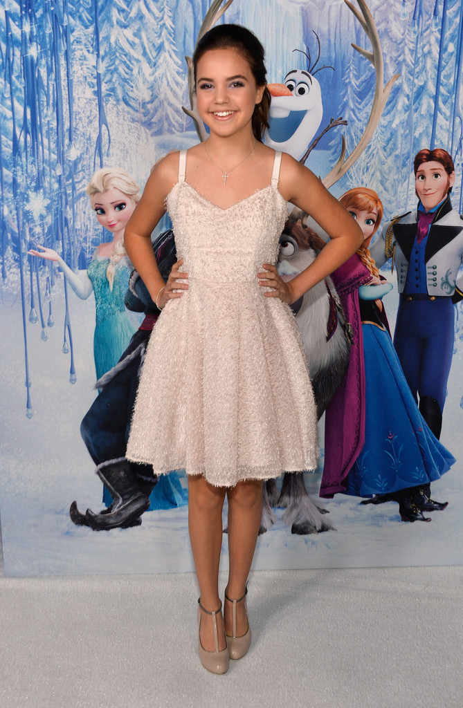 melanieexox:  Bailee | Premiere Of Walt Disney Animation Studios’ “Frozen”