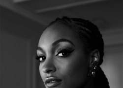 amy-ambrosio:  Jourdan Dunn getting ready