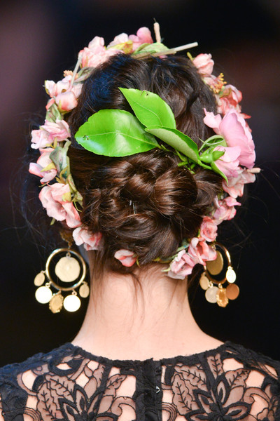 thefashionbubble:Dolce & Gabbana Spring/Summer 2014, Hair Details.