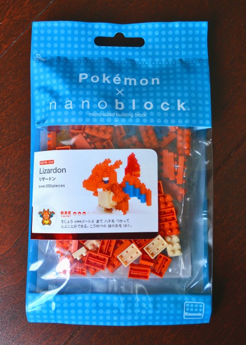 okamidensetsu:  Nanoblock Hitokage & Lizardon These are so freaking cute. So very happy to have these Q.Q