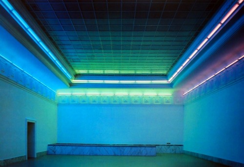 wandrlust:  New Uses for Fluorescent Light with Diagrams, 1989 — Dan Flavin 