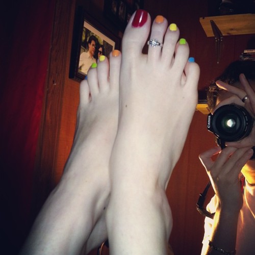 Requests for more “at work” pics :) #rainbowtoes #feet #toering #footfetish