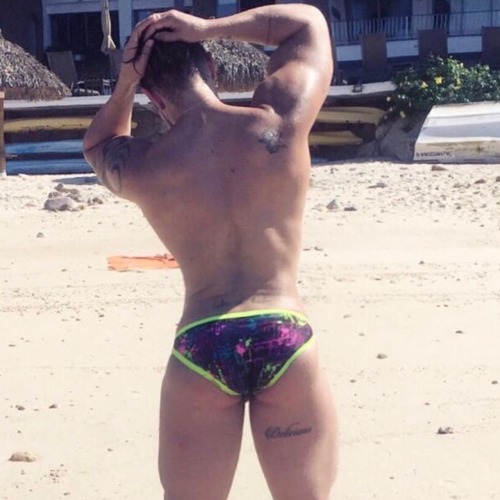 kensprof:  Standing Up, Or Bending Over?