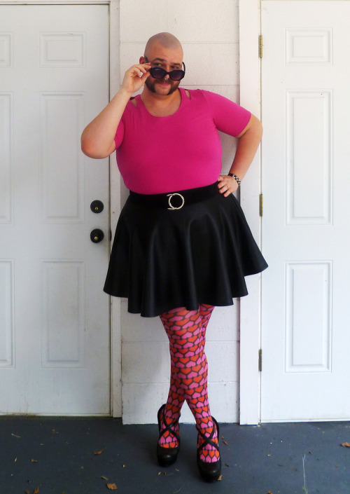 queerpaccino:  hisblackdress:  Additional details and more fun looks can be found over at HisBlackDr