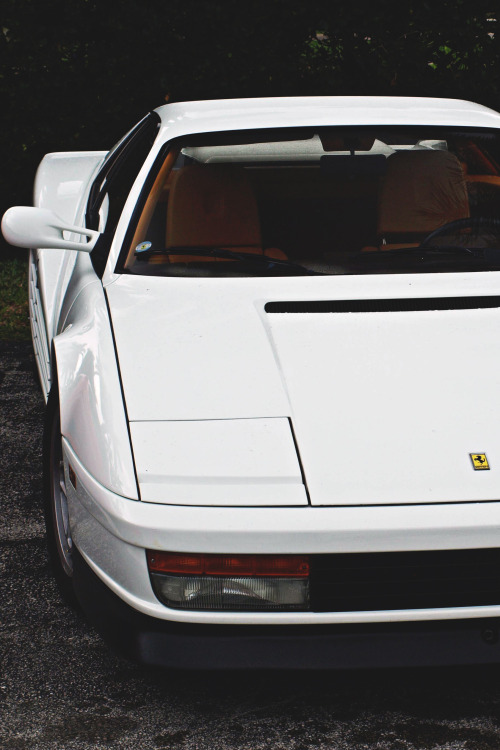 drugera:  Ferrari Testarossa 