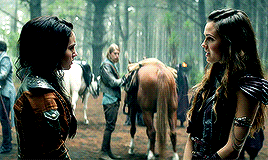 isabelle-simon: my top 20 tv ships of all time#9. amberle and eretria - t h e  s h a n n a r a&