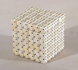 kosmia:  Nelson Leirner, Cubo de Dados, 1970