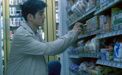 perfectframes:    CHUNGKING EXPRESS / 1994