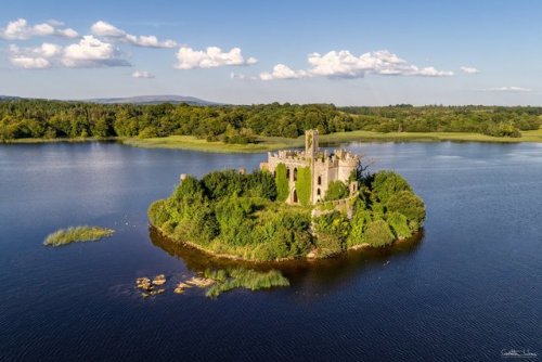 mycelticheart: “The Fairytale Castle of Lough Key Castle Island on Lough Key, Boyle, County&nb