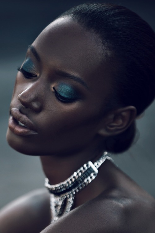 hellyeahblackmodels:  ph: Nuru Kimondo 