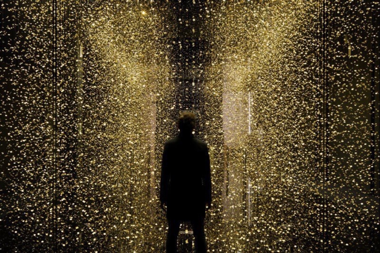seaclovers: “light is time,” is an art installation developed by tsuyoshi tane.