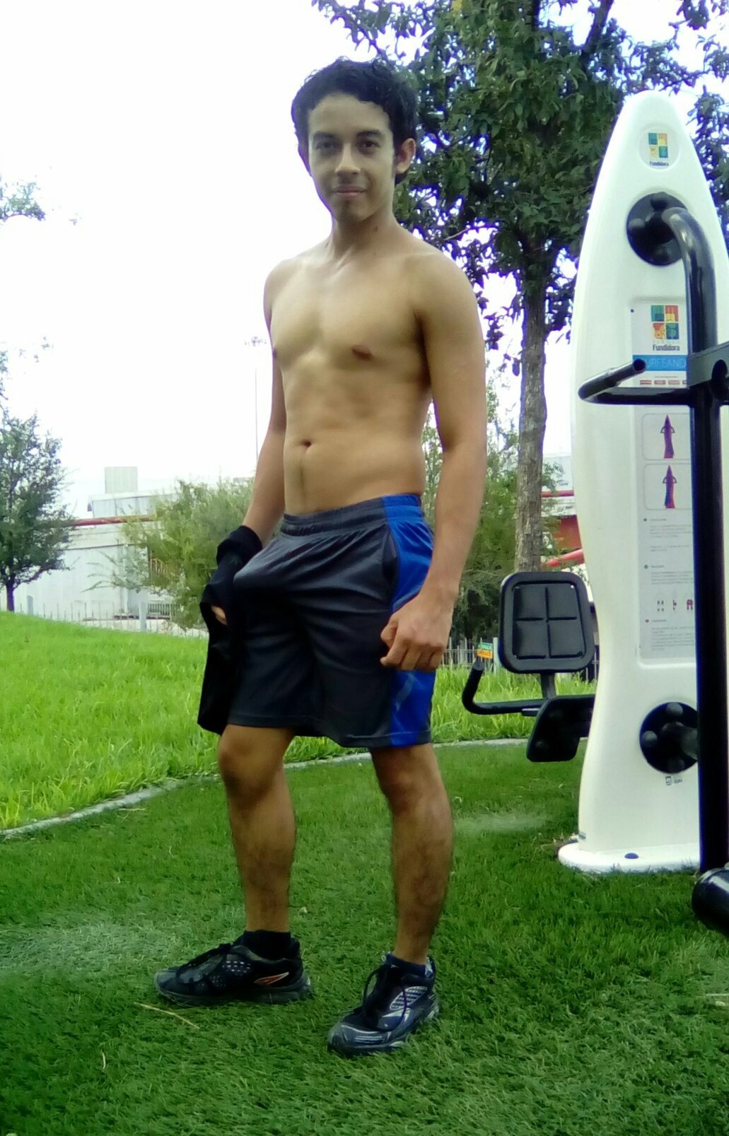 cmarce21:  chileno21cms:  deliciouscollectionofmen:  18+ and so delicious  🤤🤤🤤