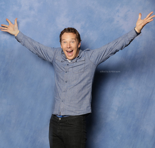 bakingsherlycakes: lawyermargo: froofie: ohmysaintedpyjamas: lichtblickpink: A VERY HAPPY BENEDICT F