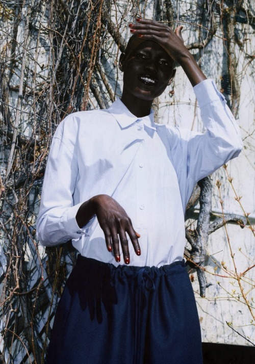 tomboybklyn:  Tomboy simple: navy blue and white 