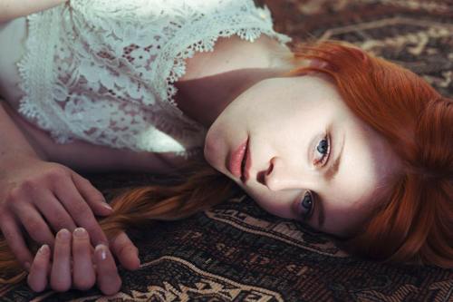 beautifulcarrotgirls: Farbenflut Photography