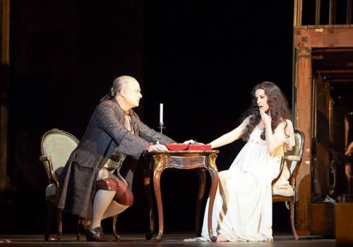 Angela Gheorghiu (Adriana Lecouvreur), Massimo Giordano (Maurizio, Conte di Sassonia)© Michael Poehn