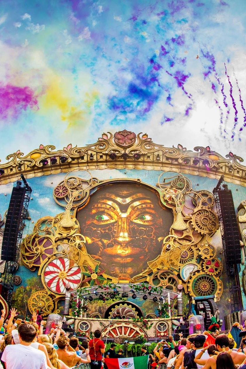 vibegirlsblog:  Tomorrowland 2014 