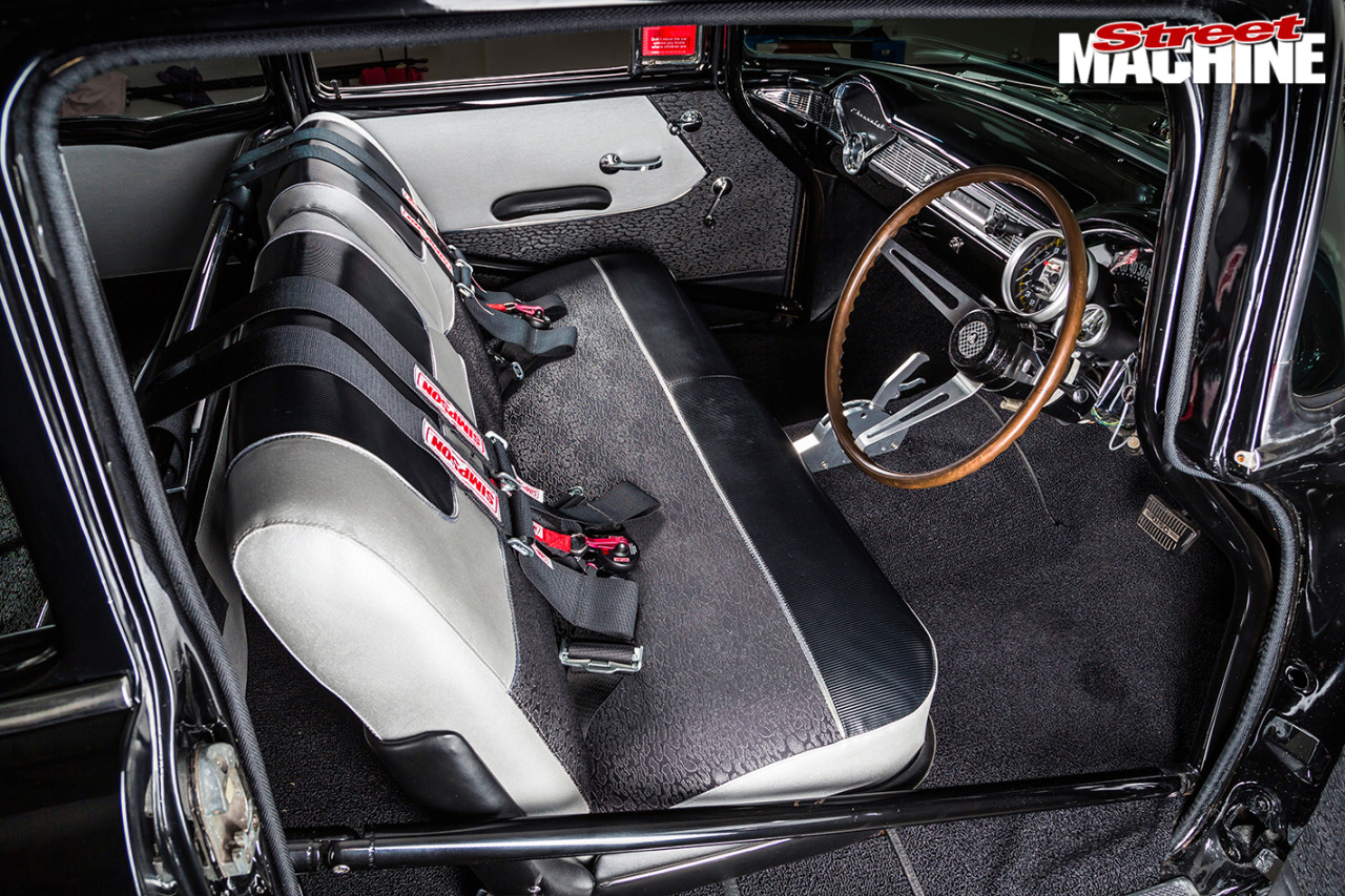 chromencurves:    1000 HP Blown 1957 Chevy 210  Photos from Street Machine, taken