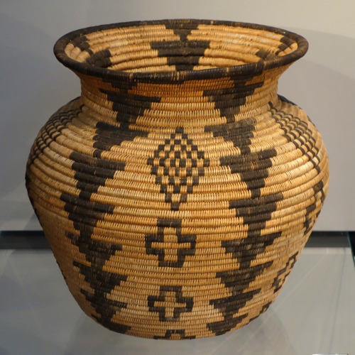 Apache basket (coiled willow and devil’s claw).  Artist unknown; ca. 1900.  Now in the Chazen Museum