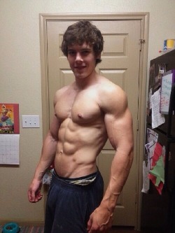jackedmusclehead:  High School Porn Star“You don’t really need to look like a model or have a big cock to get a lot of ass. Just get a rockin body, have a good sense of humor and learn a little game. You’ll be doin crazy shit before you even know