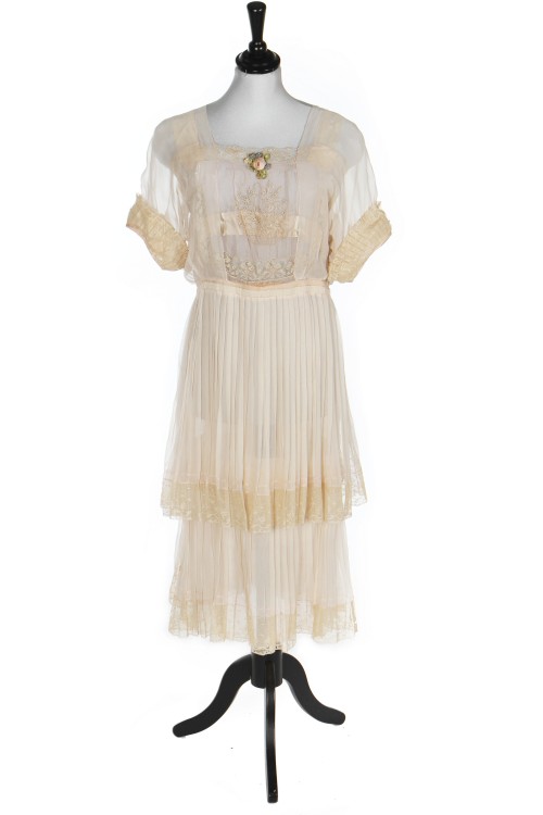 Boué Sœurs dress, 1918-19From Kerry Taylor Auctions