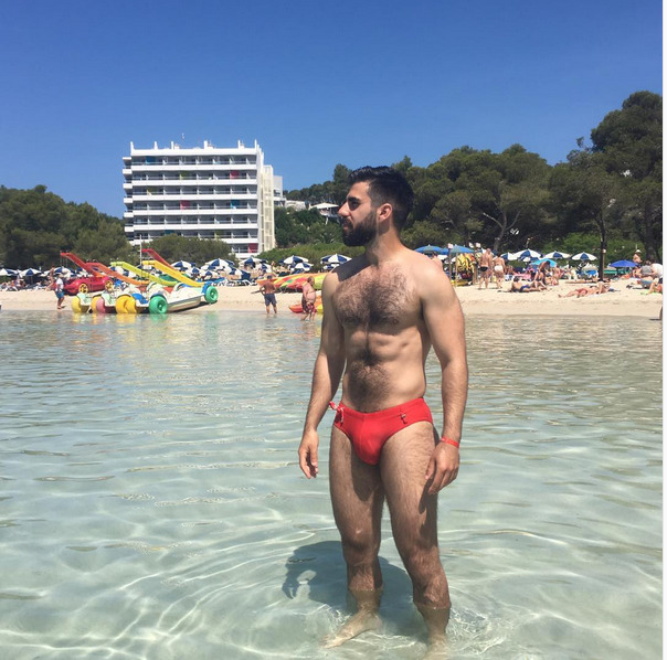 Follow my two hairy men blogs:http://sambrcln.tumblr.comhttp://hairysex.tumblr.com
