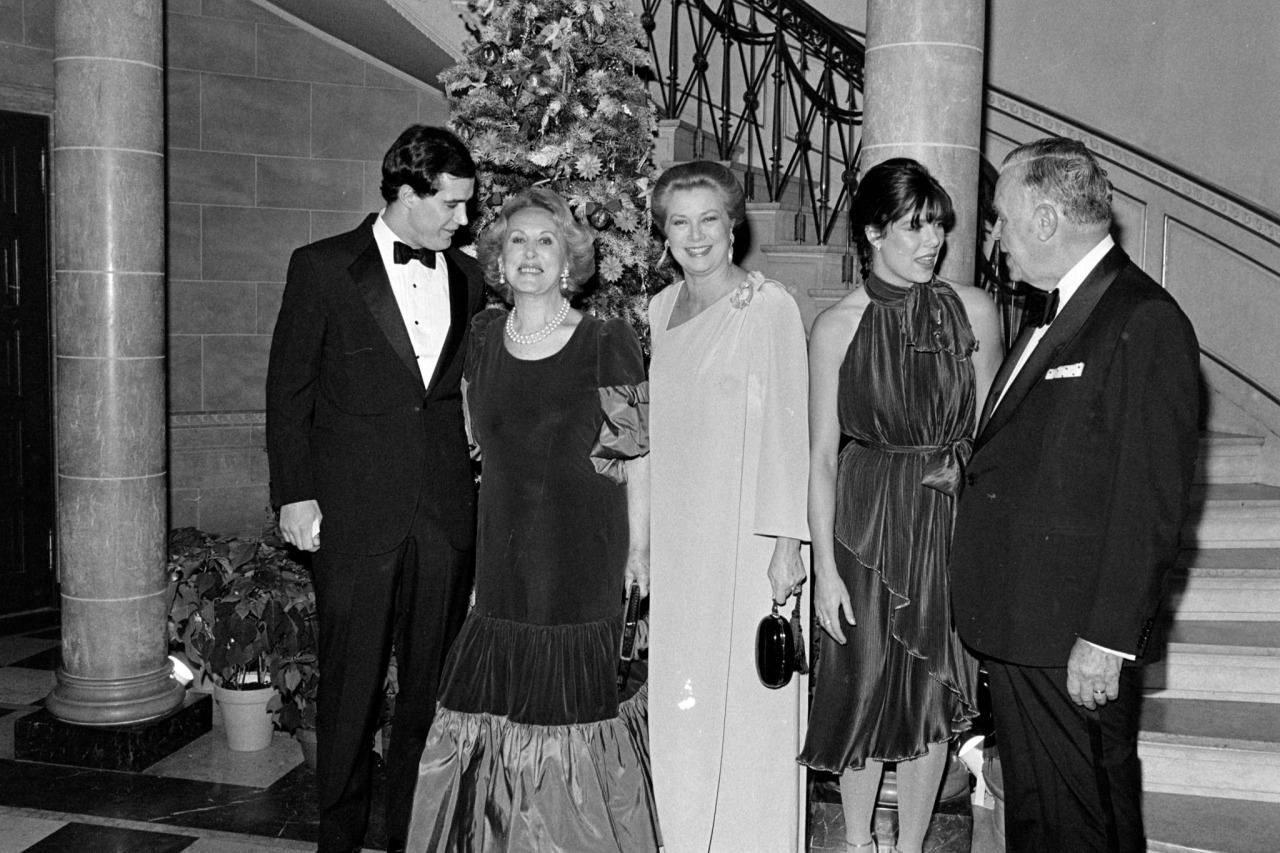 Grace & Family — Ronald Lauder, Estee Lauder, Princess Grace of