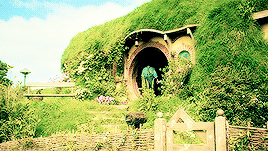 mockingjaykatniss2:Middle Earth meme | [4/5] locations ► the Shire↳   “ I feel that as long as the S