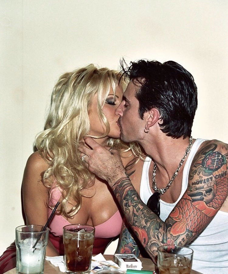 Pamela Anderson Tommy Lee Jones