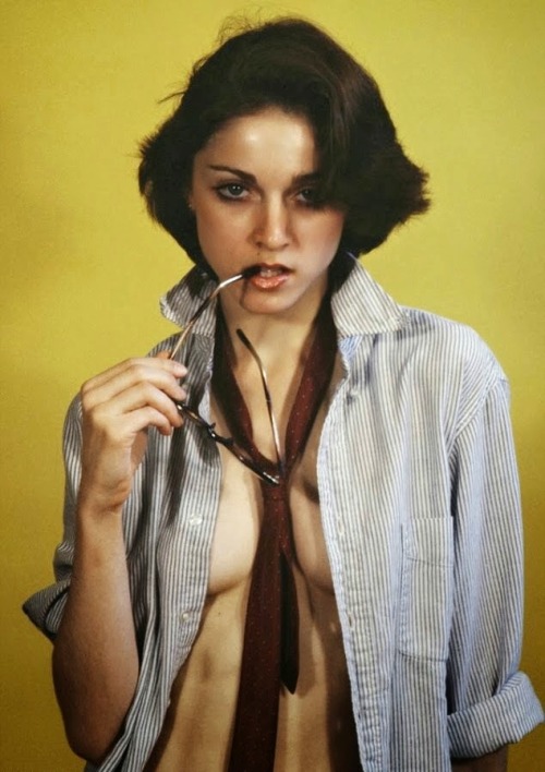 blueguitar:  starsensuelles:  Madonna by Herman Kulkens.  Goo-goo G’Joob, Ms. Ciccone! 