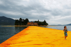 art-design-and-visual-thinking:  Christo’s