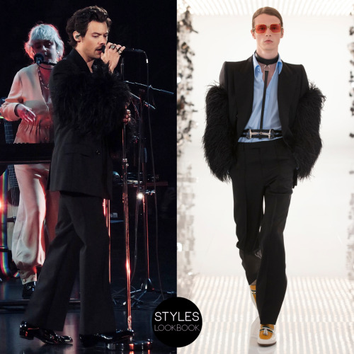 For his first Love On Tour show in New York City, Harry wore a Gucci Fall 2021 suit. The black doubl