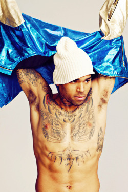 hotfamous-men:  Chris Brown