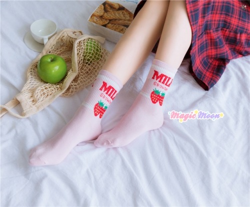 ★Strawberry Milk Socks★Visit: magicmoon.storenvy.com