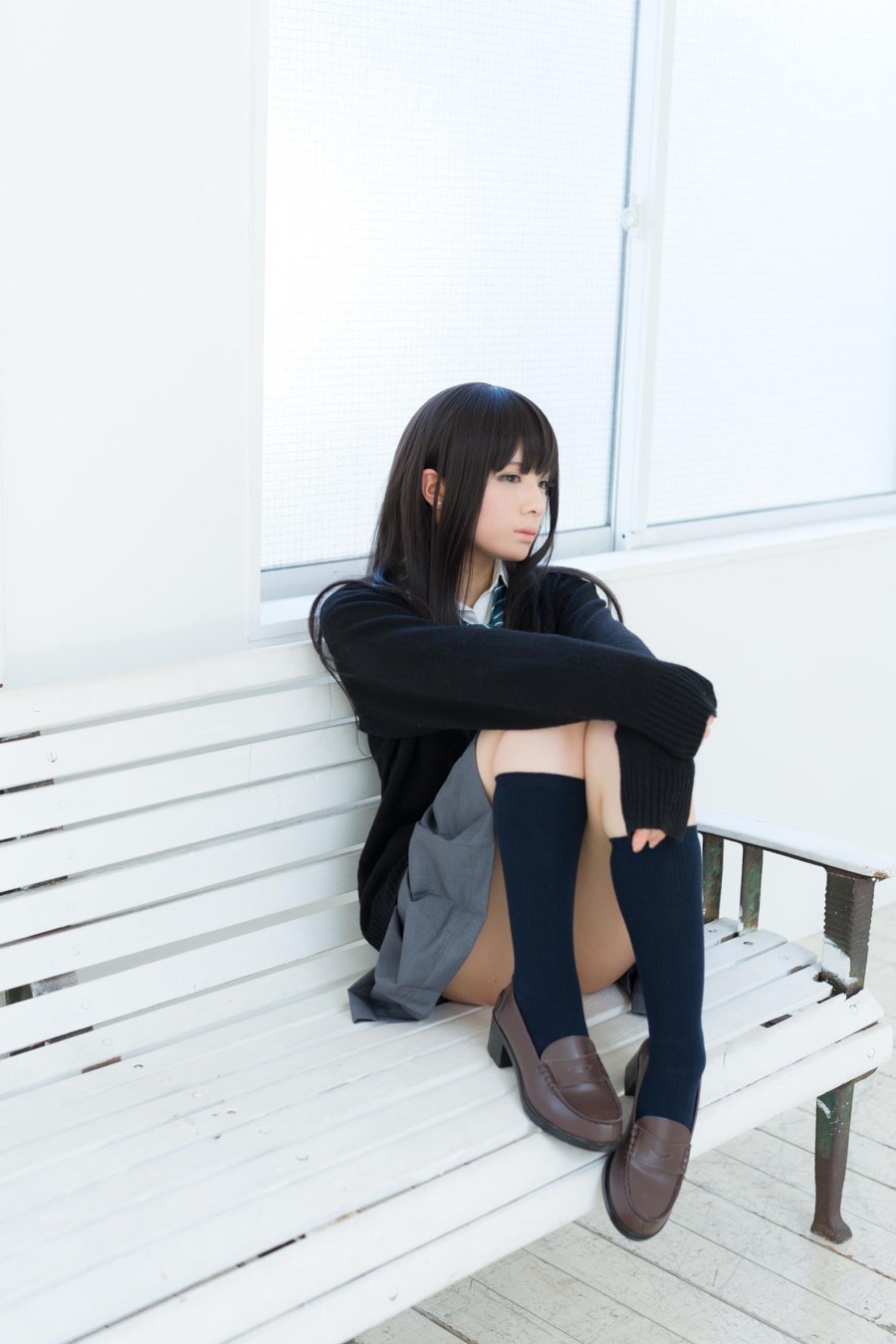 kawaiileg:  体育座り｜美脚・脚フェチTumblr