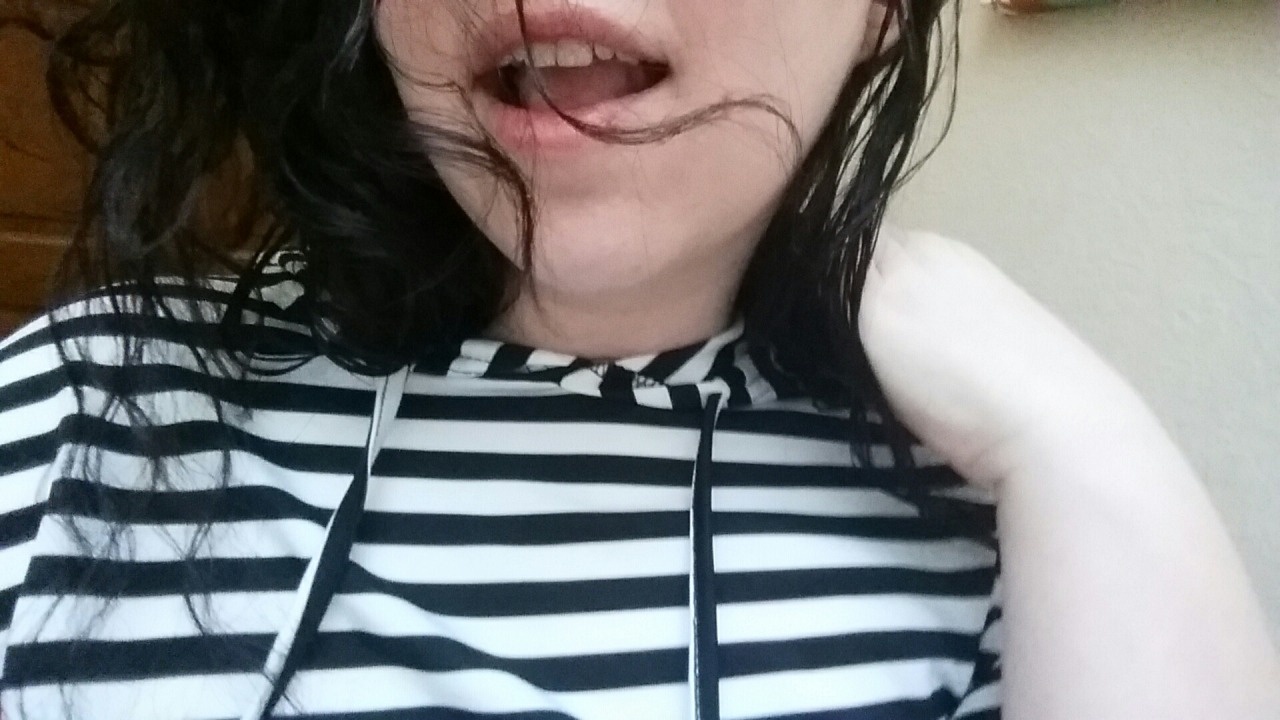 nicegirlwrongplace:    happy sunday 