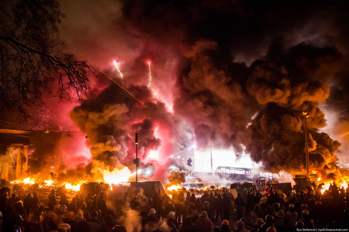 lmvgn:  sandandglass:  Revolution in Kiev, Ukraine  wow  Kiev burns.  Meanwhile, same time, all the freaking news talked about was Justin Bieber.