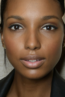 oncethingslookup:  Jasmine Tookes backstage