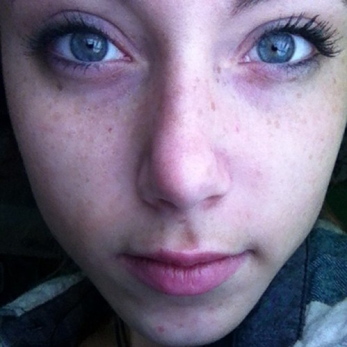 justcallmebettymay:  #me #eyes #blueeyes #freckles