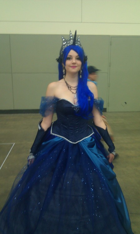 allpowerfultrixie: Two of the most beautiful cosplayers at Bronycon  Aaah! It&rsquo;s been awhil