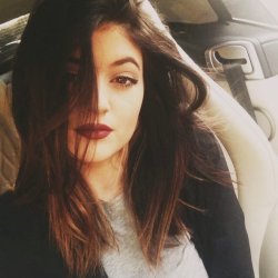 jenner-news:  Kylie’s NEW twitter icon
