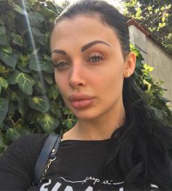 Its a no make up day as usual by alettaoceanxxxx_