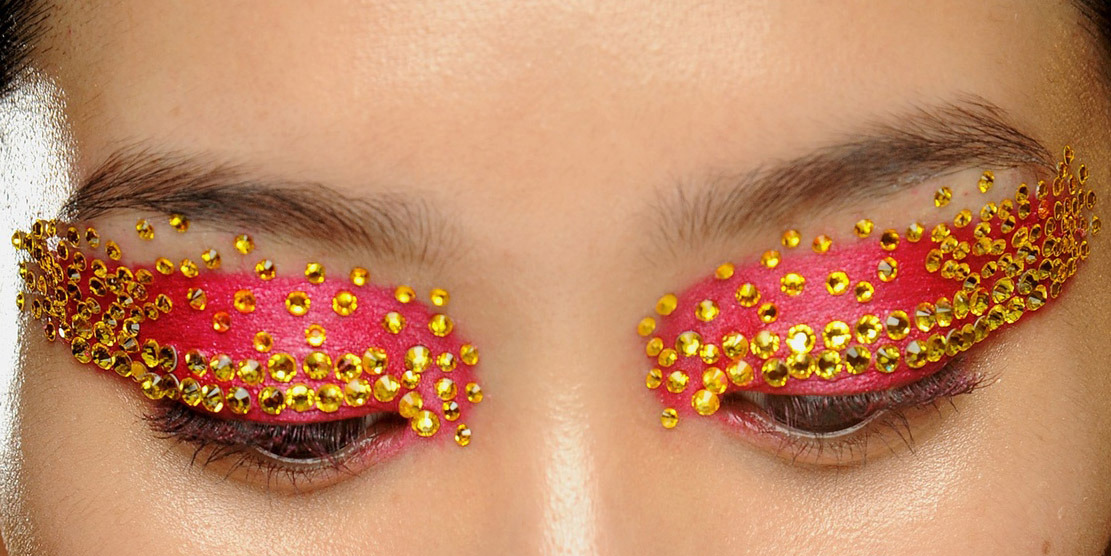 florenceofalabia:  bedpartymakeover:  aragima:  versaceslut:   Eyes by Pat McGrath